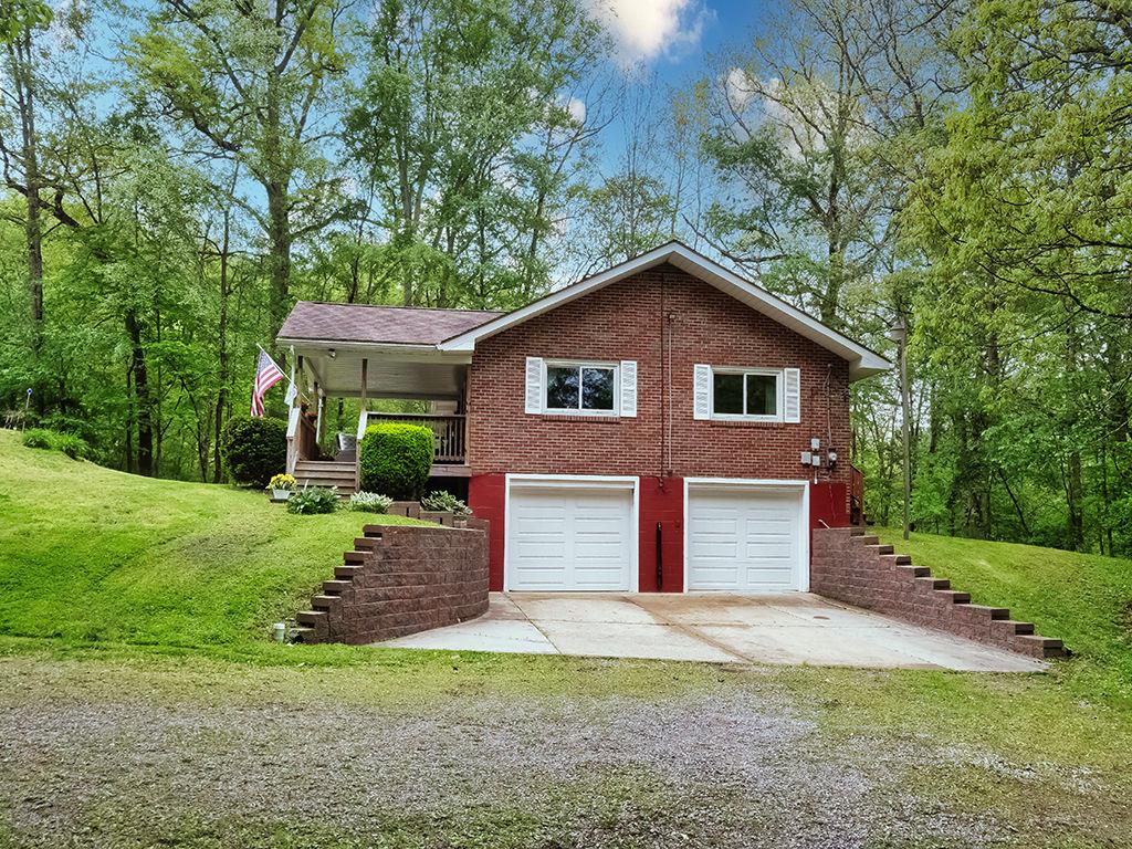 115 Ben Venue Road Fombell, PA 16123 - Photo 5 of 31