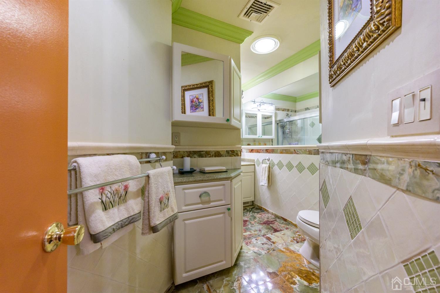 749 Rivenwood Road Franklin Lakes, NJ 07417 - Photo 25 of 34 Gallery Image 25