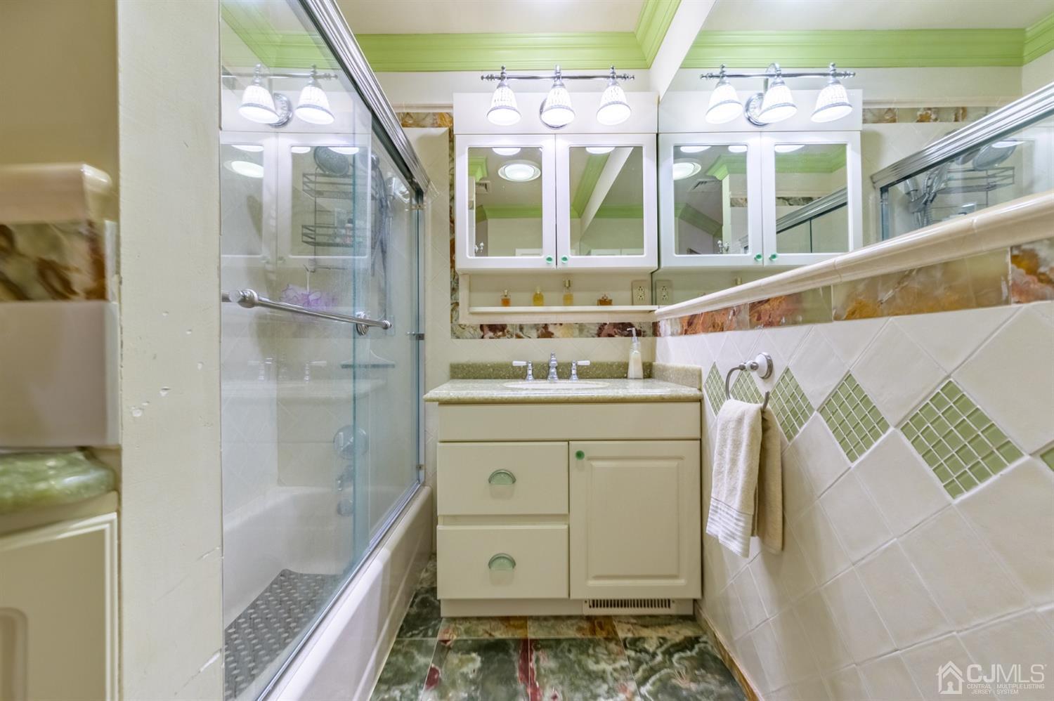 749 Rivenwood Road Franklin Lakes, NJ 07417 - Photo 26 of 34 Gallery Image 26