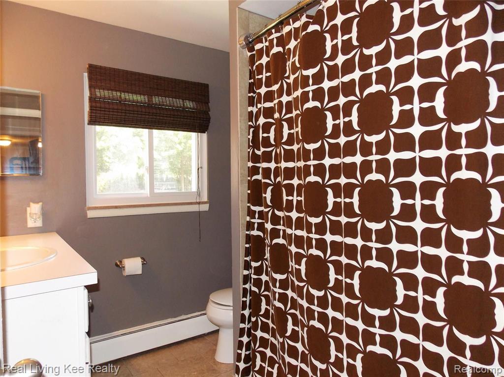 429 Miller Avenue Rochester, MI 48307 - Photo 25 of 34