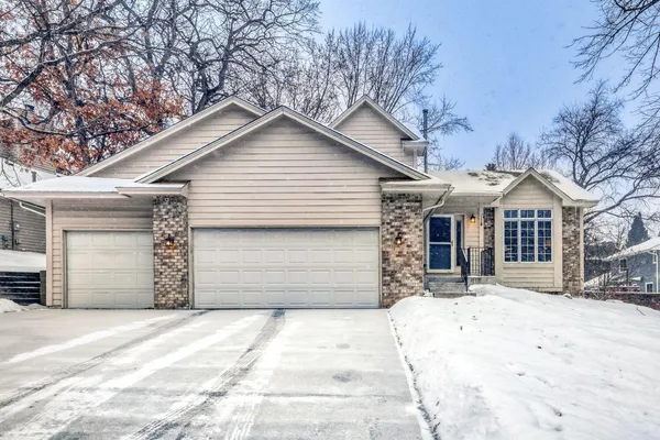 $389,500 | 11173 190th Avenue Northwest, Elk River, MN 55330