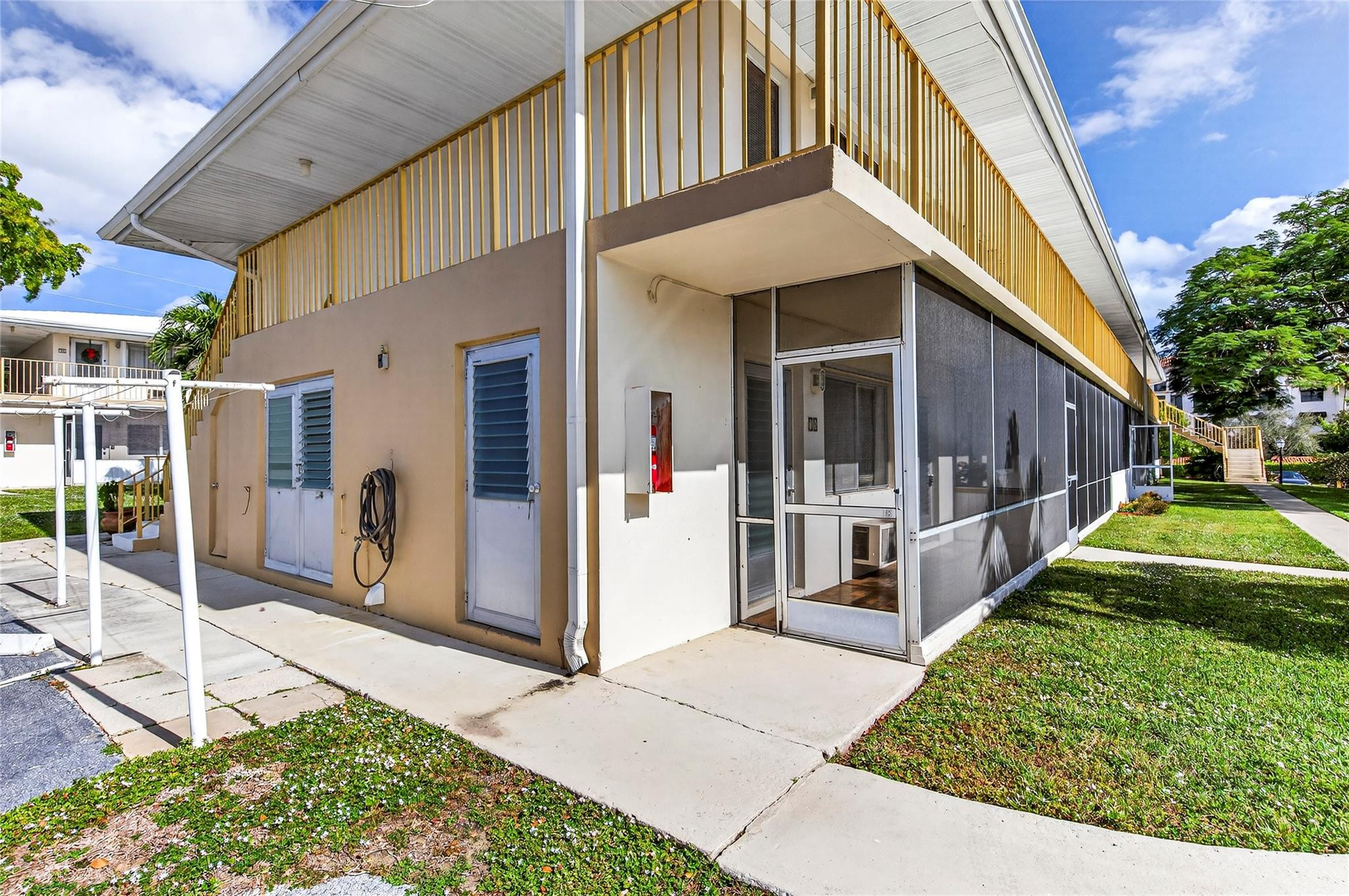 11 Southwest 4th Avenue, Unit 18 Boca Raton, FL 33432 - Photo 4 of 40 Photo 4