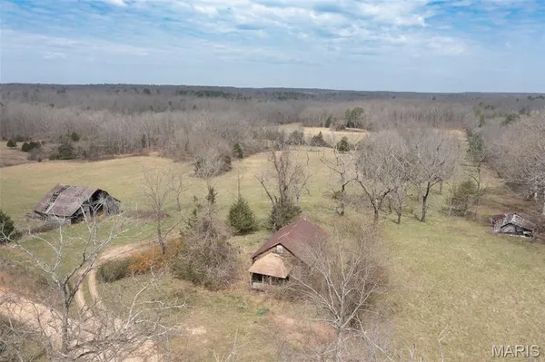 $295,000 | 72 Off Ocr 159, Fremont, MO 63941