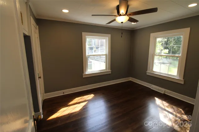 $1,525 | 39 Walnut Avenue Northwest, Concord, NC 28027