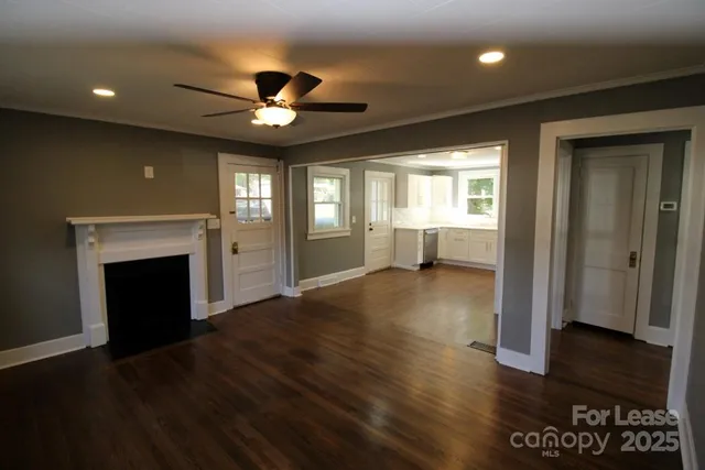 $1,525 | 39 Walnut Avenue Northwest, Concord, NC 28027