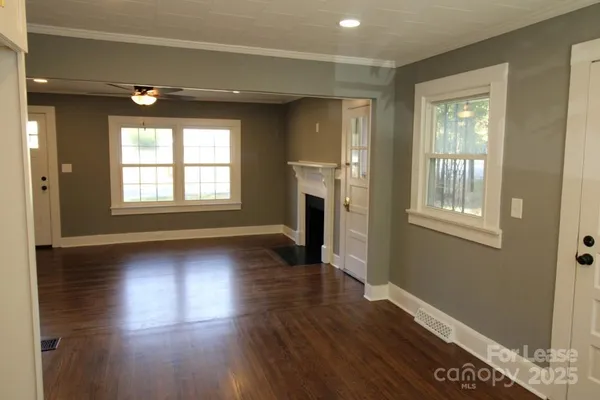 $1,525 | 39 Walnut Avenue Northwest, Concord, NC 28027