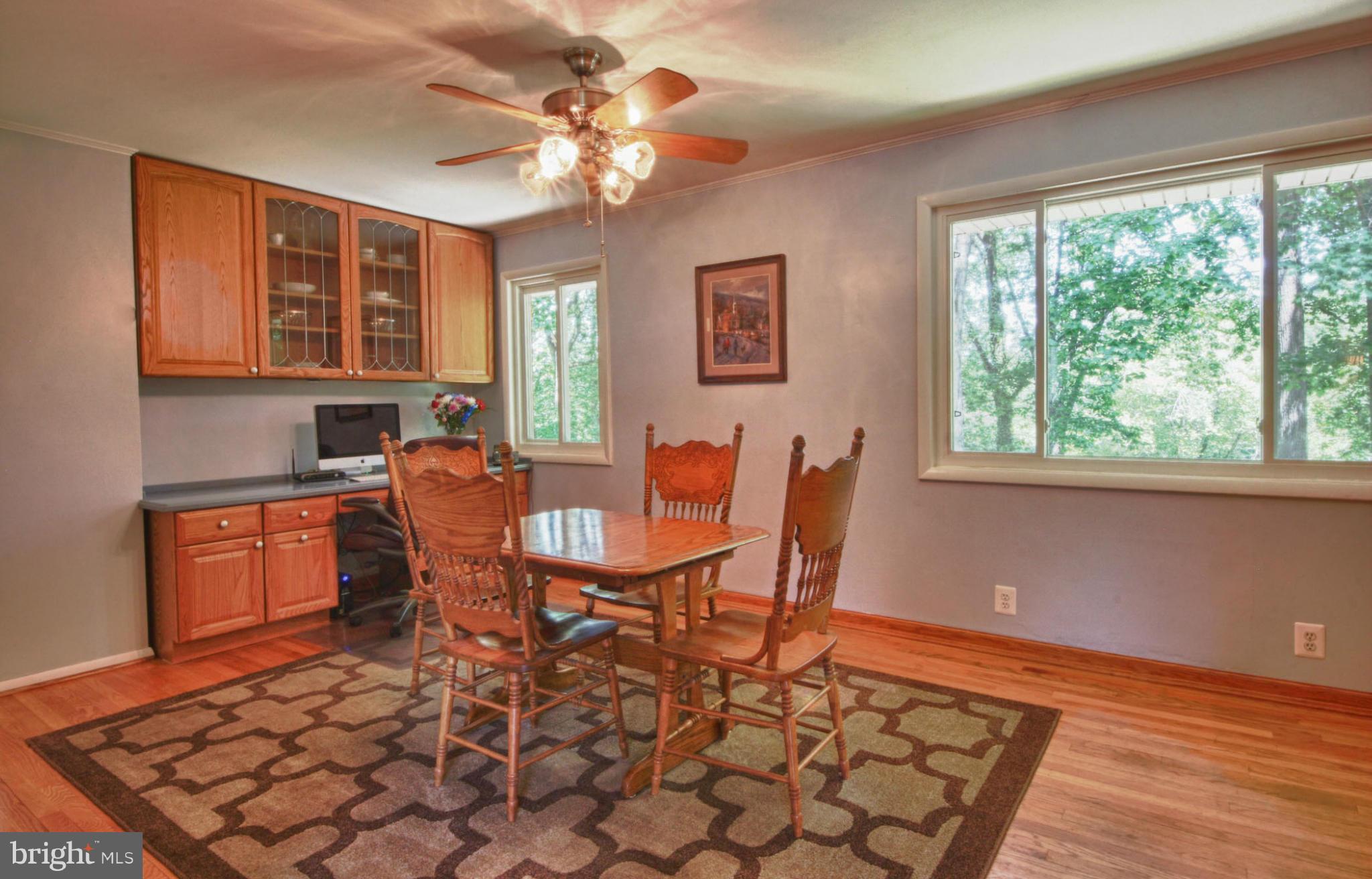 7600 Hamlet Street Springfield, VA 22151 - Photo 8 of 23 Dining Room