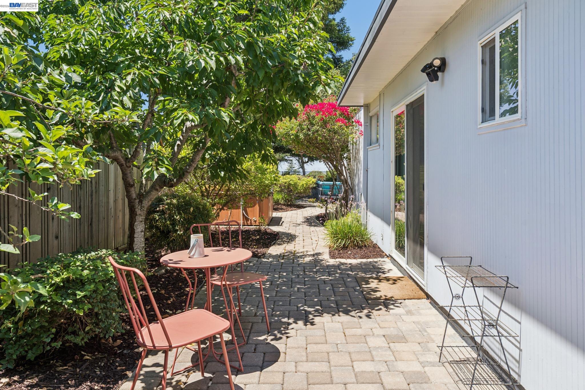 5842 Highwood Road Castro Valley, CA 94552 - Photo 59 of 93