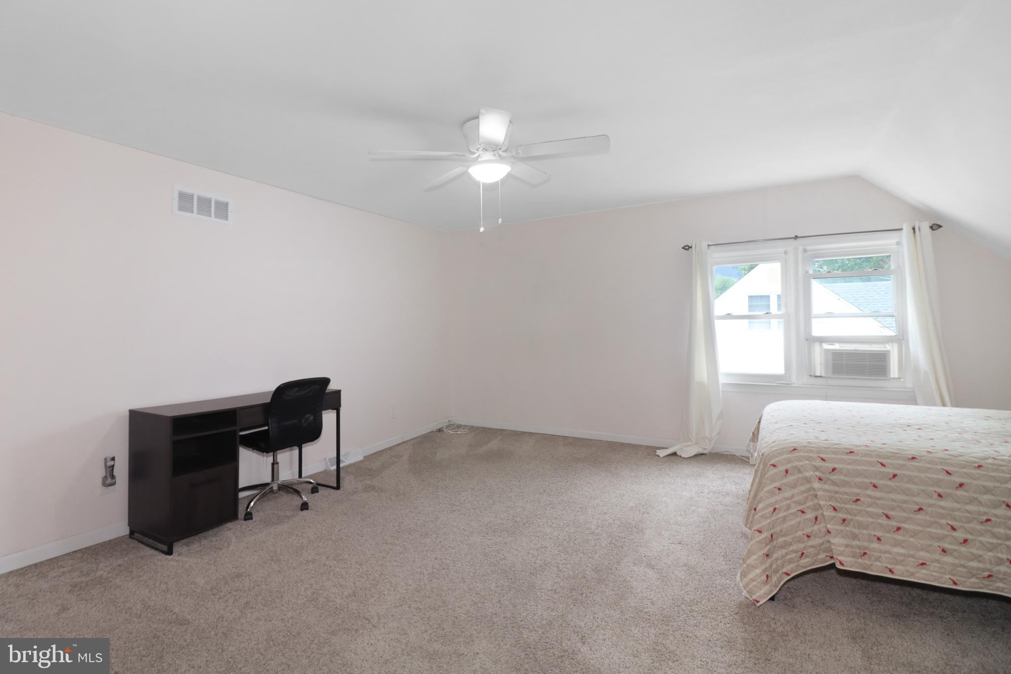 240 Youngs Road Trenton, NJ 08619 - Photo 49 of 66 Bedroom 2, Upper floor