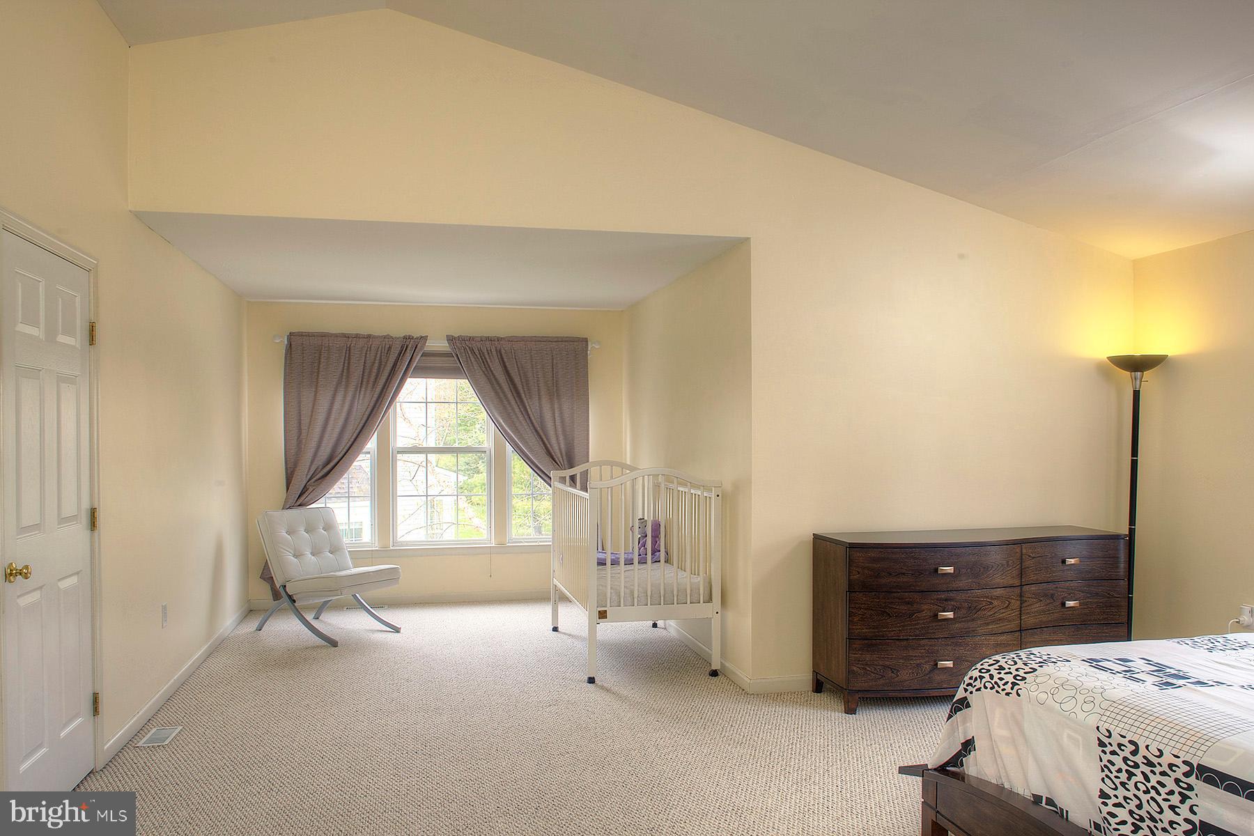 11 Donovan Road Pennington, NJ 08534 - Photo 16 of 32 Gallery Image 16