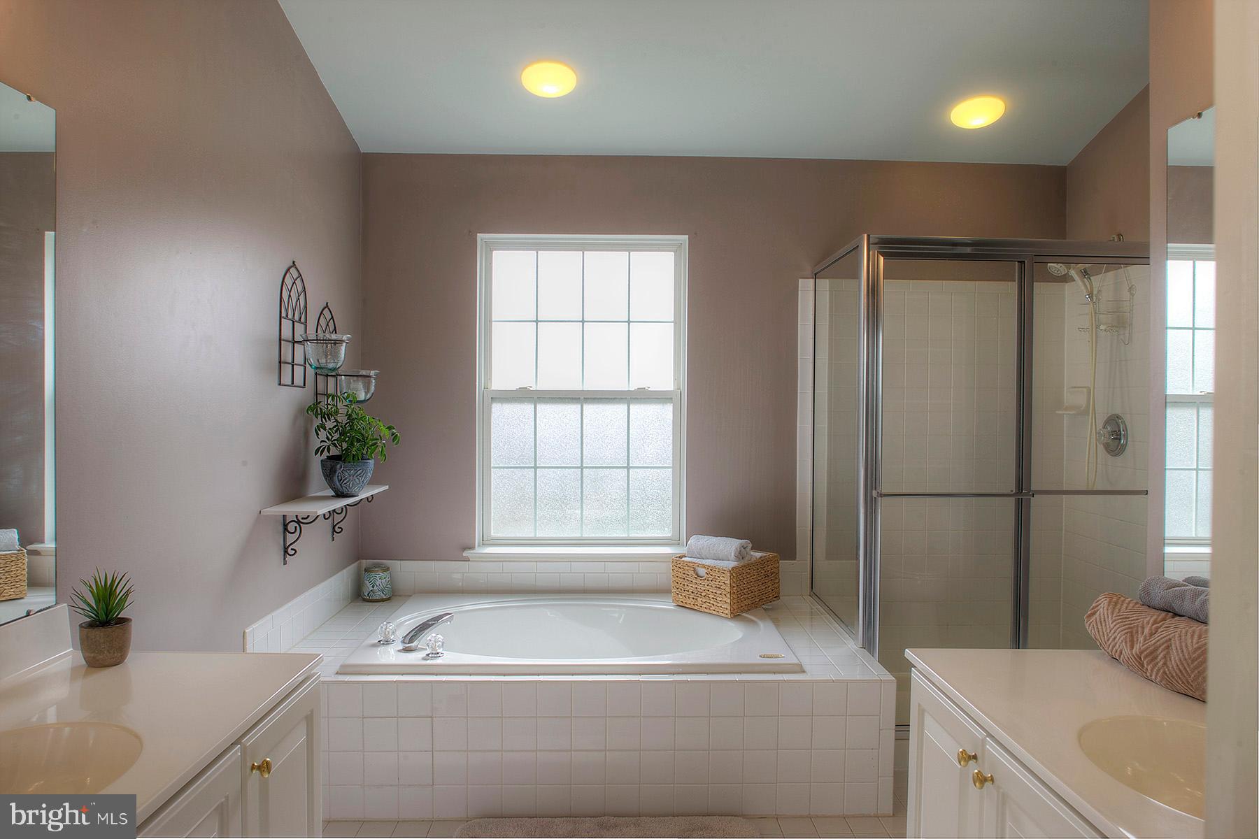 11 Donovan Road Pennington, NJ 08534 - Photo 17 of 32 Gallery Image 17