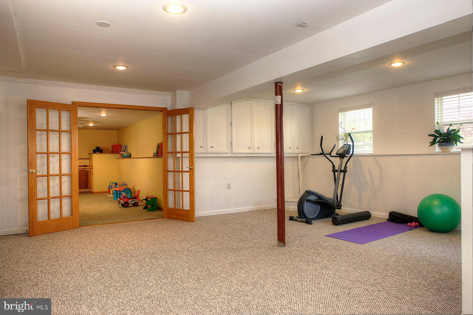 11 Donovan Road Pennington, NJ 08534 - Photo 24 of 32 Gallery Image 24