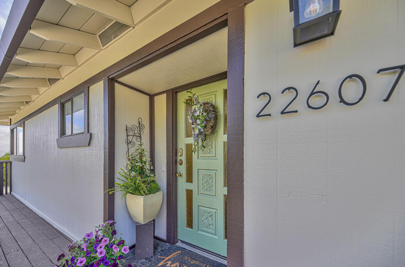22607 Black Mountain Road Salinas, CA 93908 - Photo 8 of 36 a front view of a house with garden