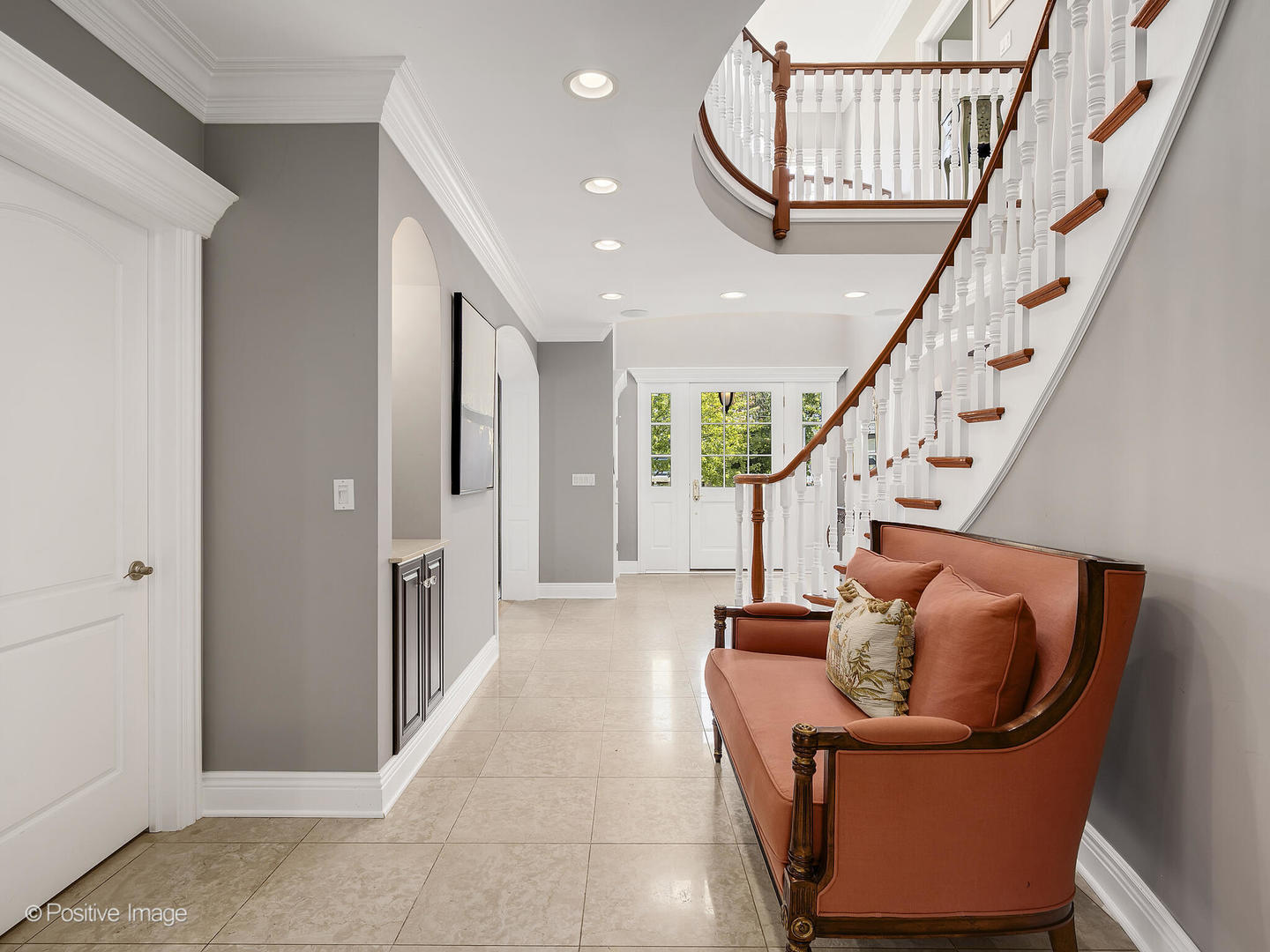 340 Forest Road Hinsdale, IL 60521 - Photo 8 of 46