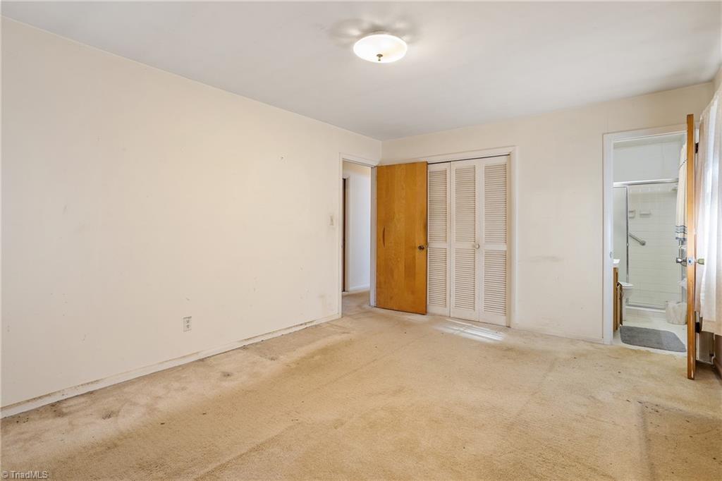 1227 Kingston Ridge Road Cary, NC 27511 - Photo 29 of 31 Gallery Image 29