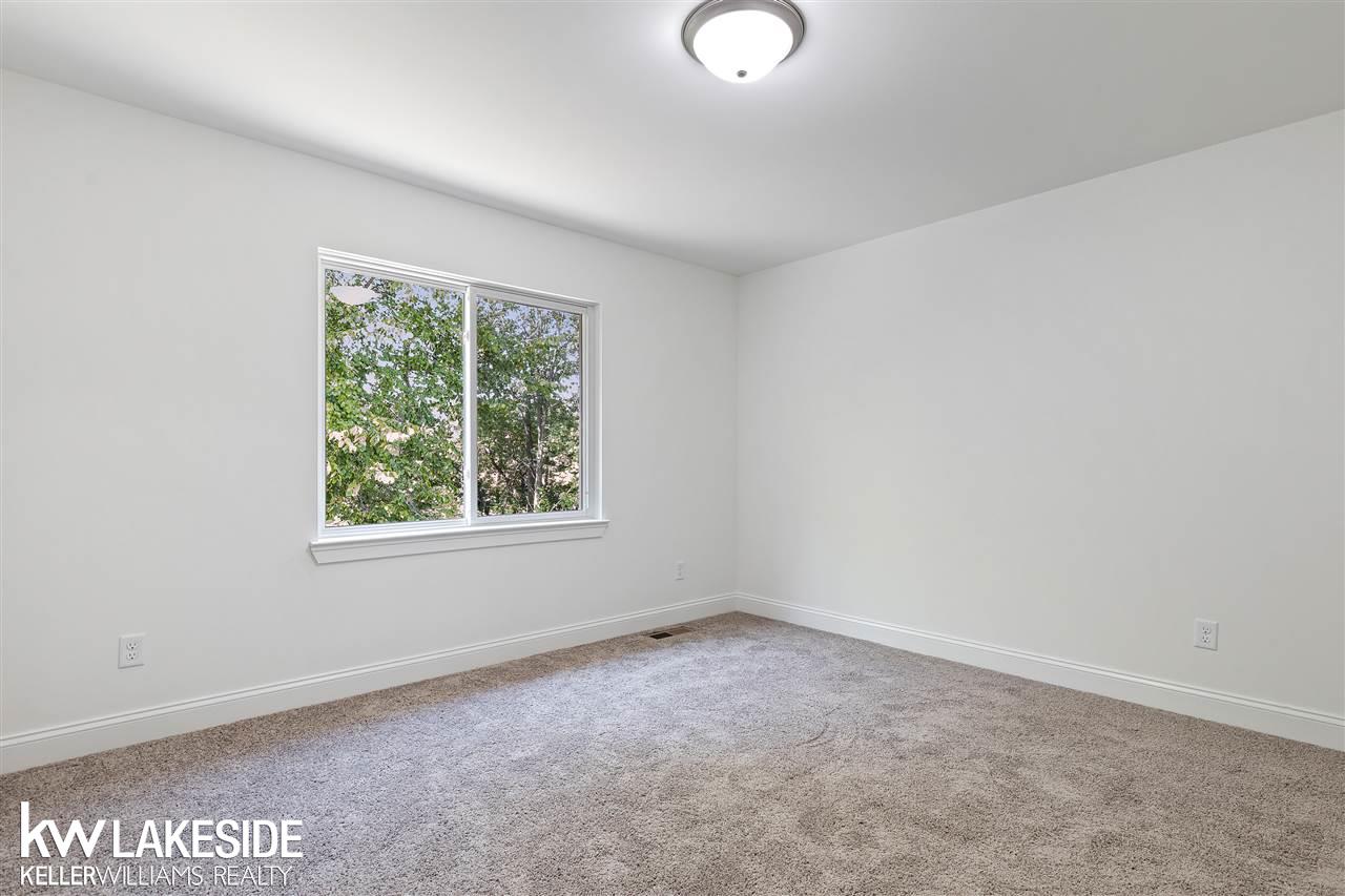 47459 Bayside Boulevard, Unit 3 Chesterfield, MI 48047 - Photo 26 of 34