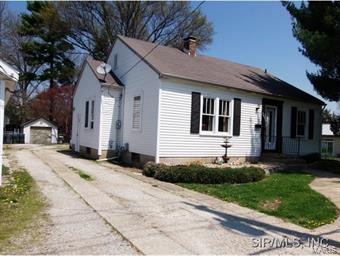 305 Front Street Waterloo, IL 62298 - Photo 2 of 24 Gallery Image 2