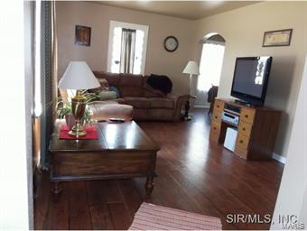 305 Front Street Waterloo, IL 62298 - Photo 15 of 24 Gallery Image 15