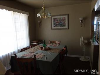 305 Front Street Waterloo, IL 62298 - Photo 23 of 24 Gallery Image 23