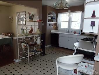305 Front Street Waterloo, IL 62298 - Photo 6 of 24 Gallery Image 6