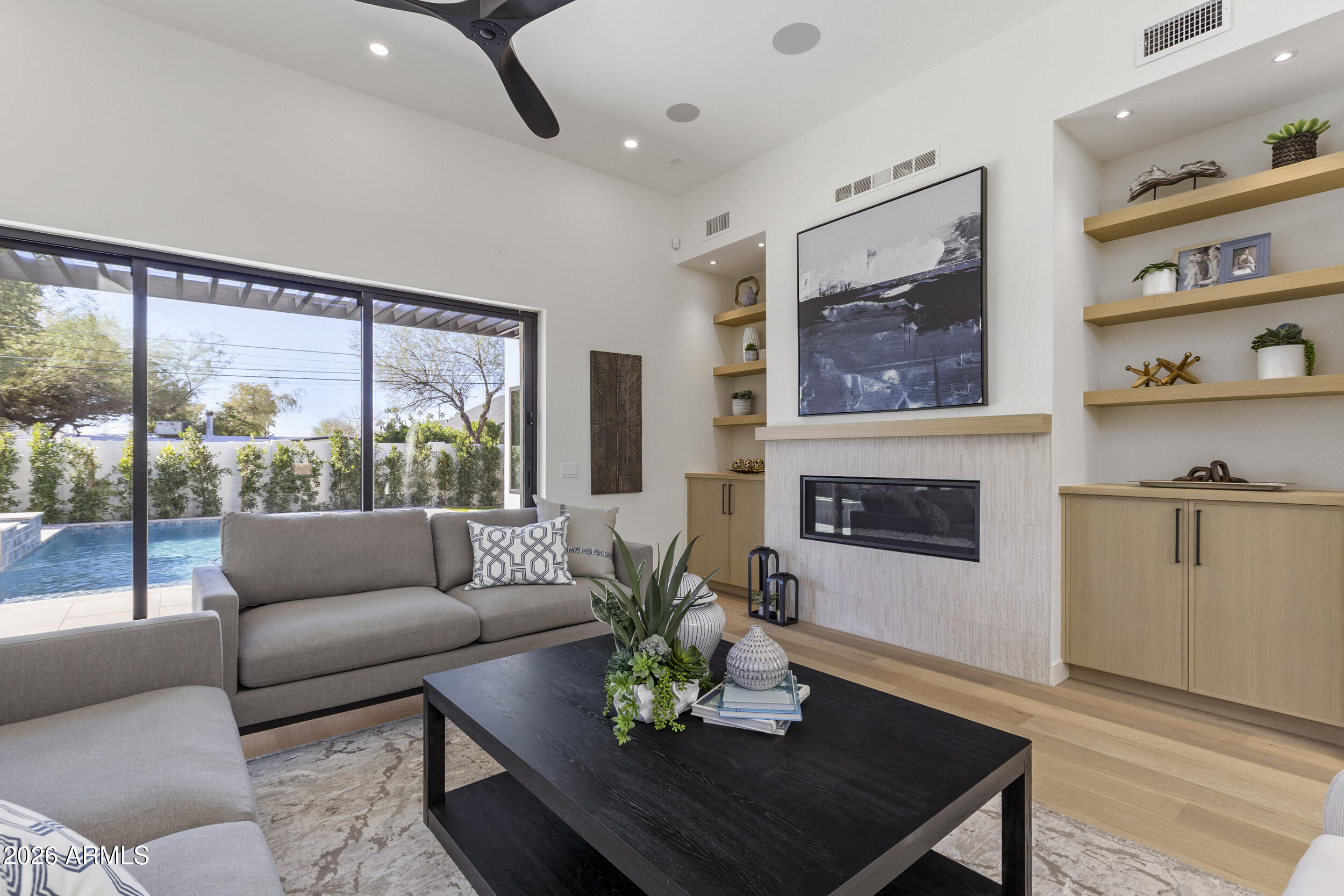 4234 North 42nd Place Phoenix, AZ 85018 - Photo 19 of 78 Pocket Door