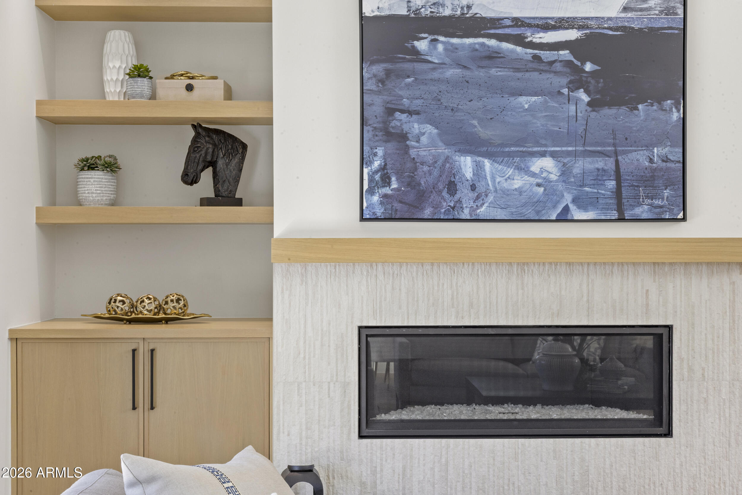 4234 North 42nd Place Phoenix, AZ 85018 - Photo 22 of 78 Built ins & Mantle