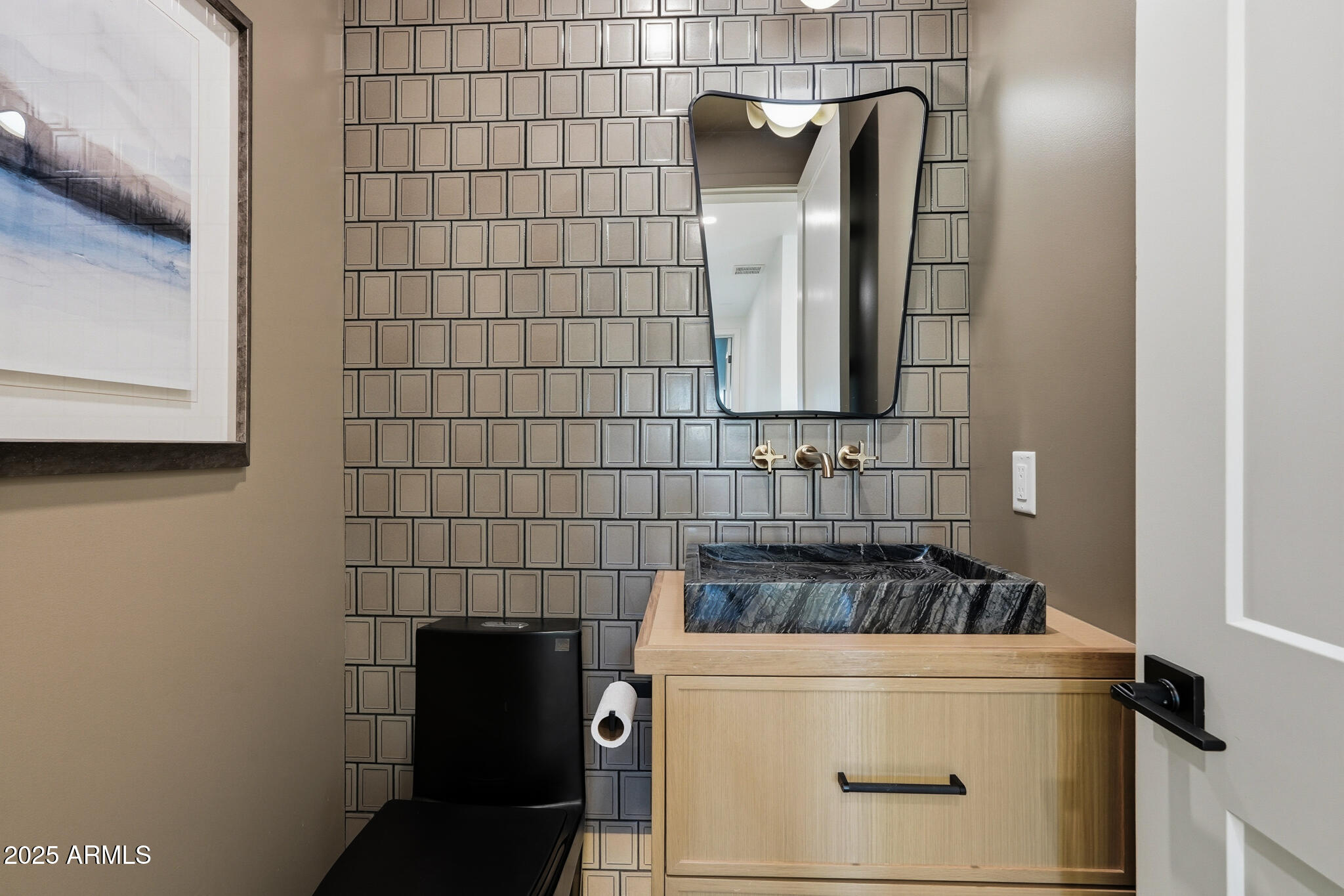 4234 North 42nd Place Phoenix, AZ 85018 - Photo 24 of 78 Powder bath