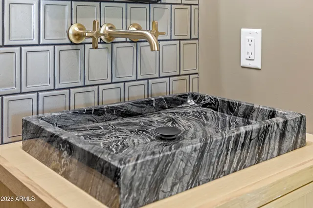 $2,550,000 | 4234 North 42nd Place, Phoenix, AZ 85018