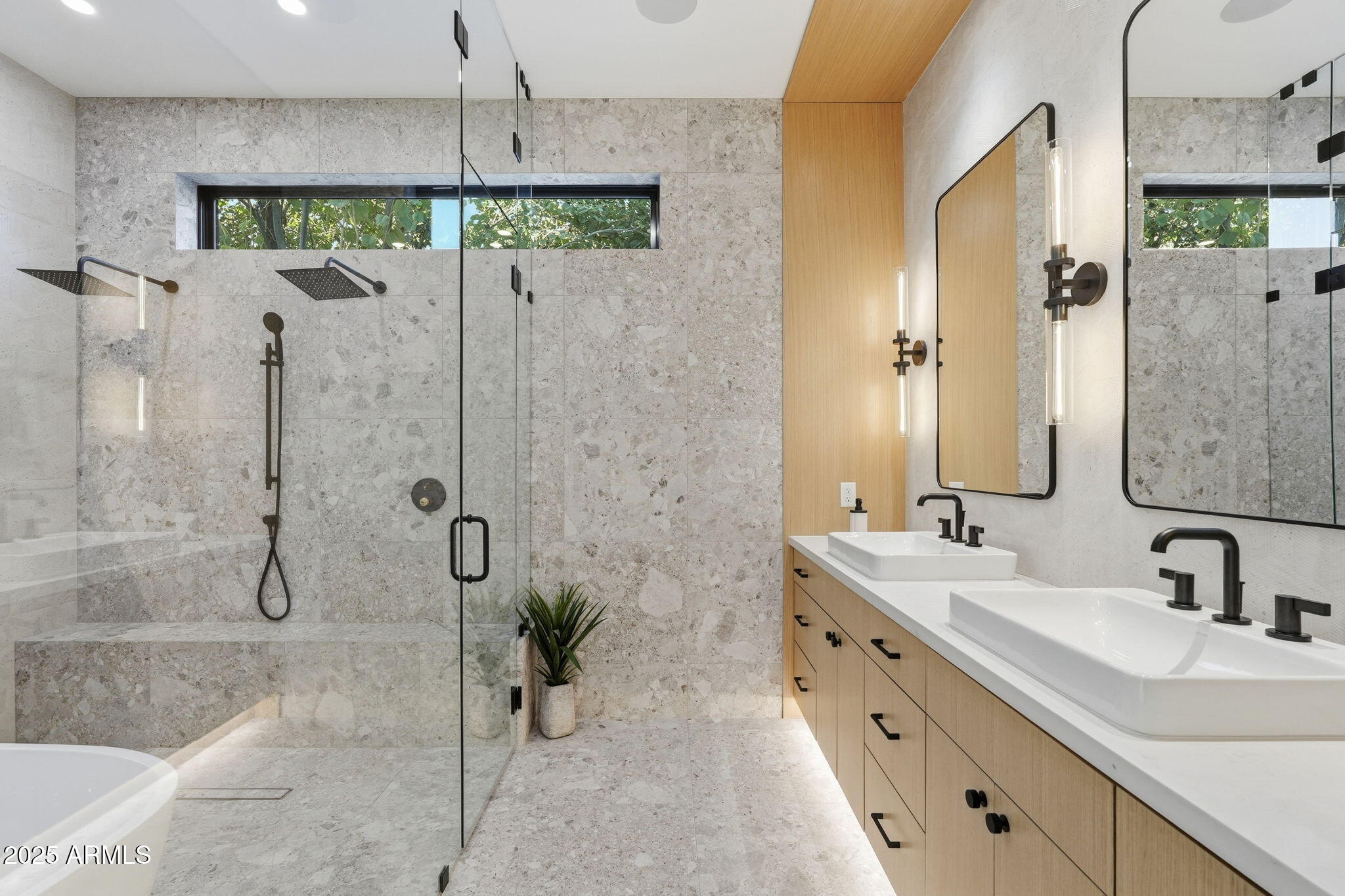 4234 North 42nd Place Phoenix, AZ 85018 - Photo 31 of 78 Primary Bath