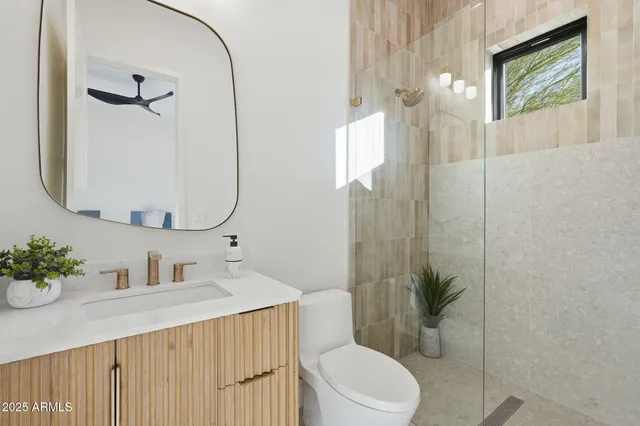 $2,550,000 | 4234 North 42nd Place, Phoenix, AZ 85018