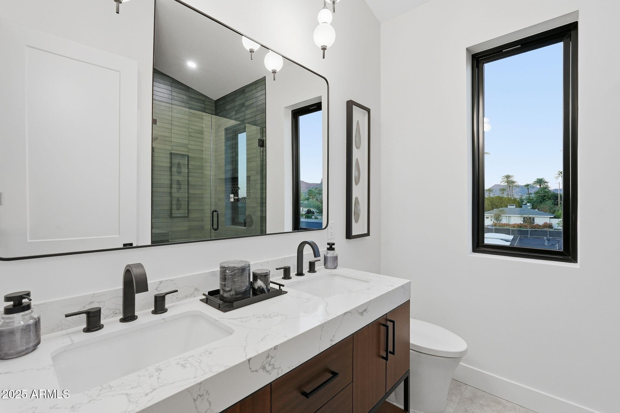 4234 North 42nd Place Phoenix, AZ 85018 - Photo 52 of 78 Upstairs guest suite