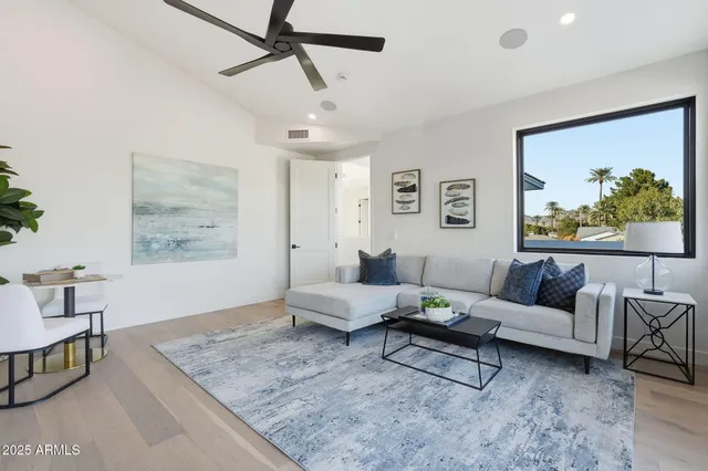 $2,550,000 | 4234 North 42nd Place, Phoenix, AZ 85018