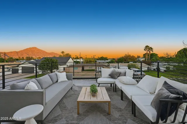 $2,550,000 | 4234 North 42nd Place, Phoenix, AZ 85018