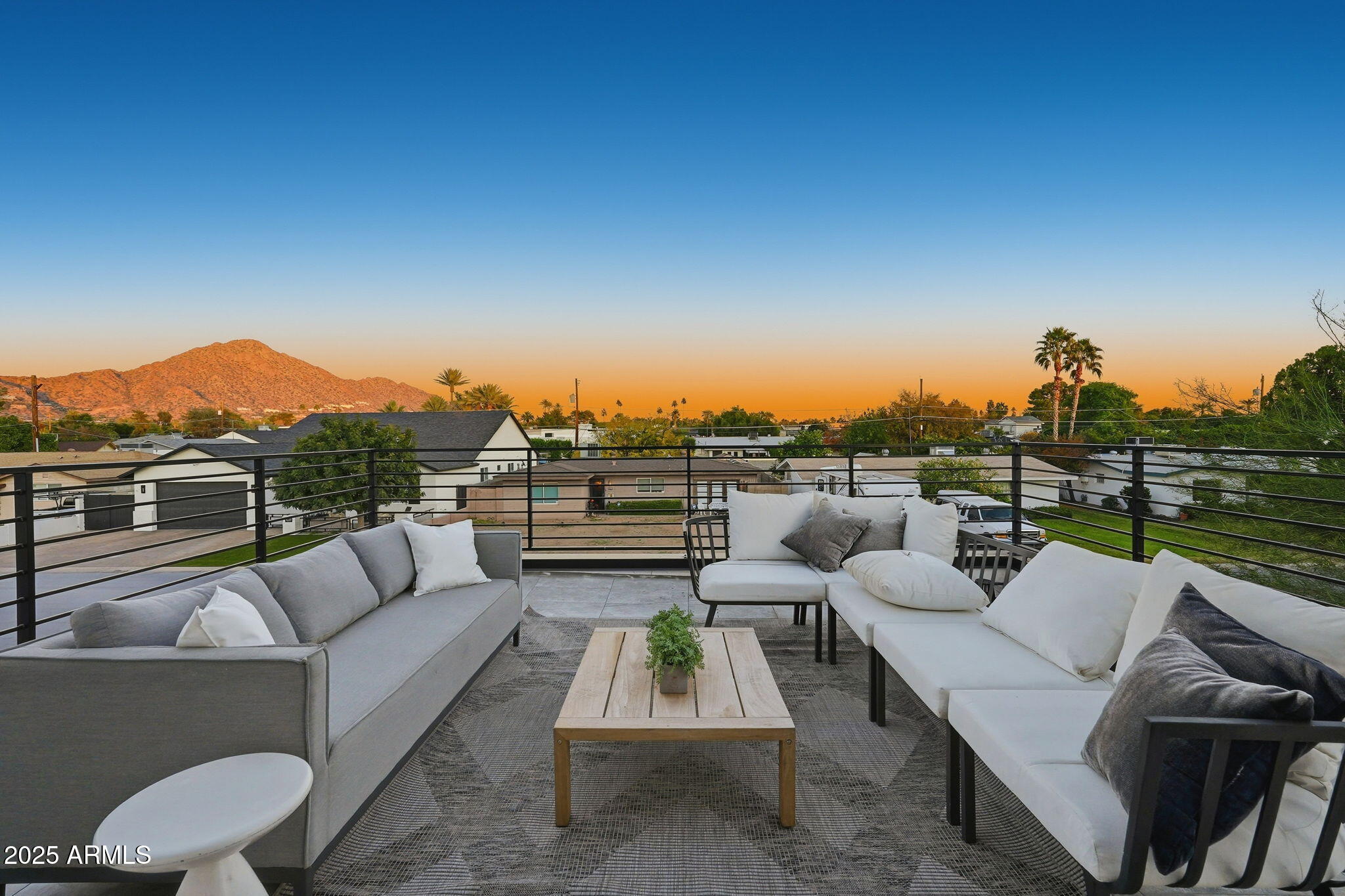 4234 North 42nd Place Phoenix, AZ 85018 - Photo 64 of 78 camelback view