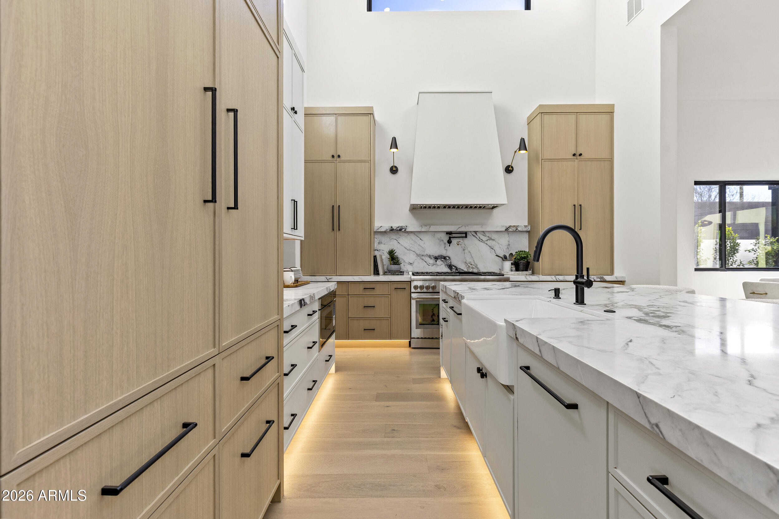 4234 North 42nd Place Phoenix, AZ 85018 - Photo 8 of 78 Kitchen