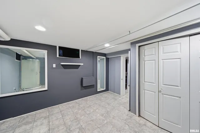 $224,900 | 1817 West Bel Aire Avenue, Peoria, IL 61614