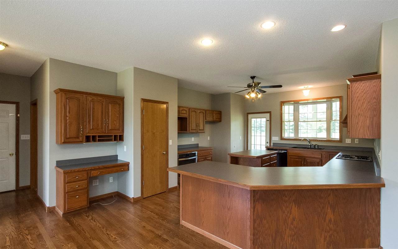 4250 Plumberry Road Ely, IA 52227 - Photo 8 of 21 Gallery Image 8