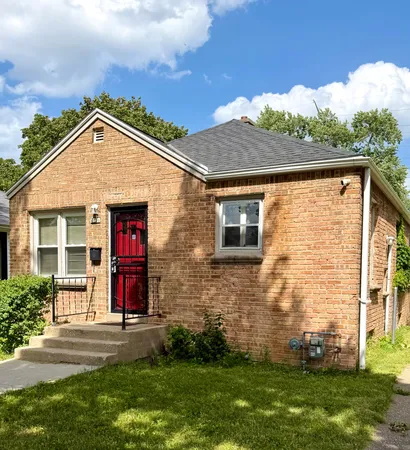 $130,000 | 4656 North 21st Street, Milwaukee, WI 53209
