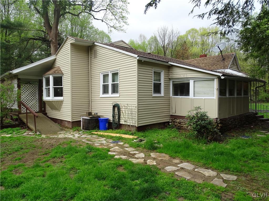606 Heiden Road Bangor, PA 18013 - Photo 2 of 28 Gallery Image 2