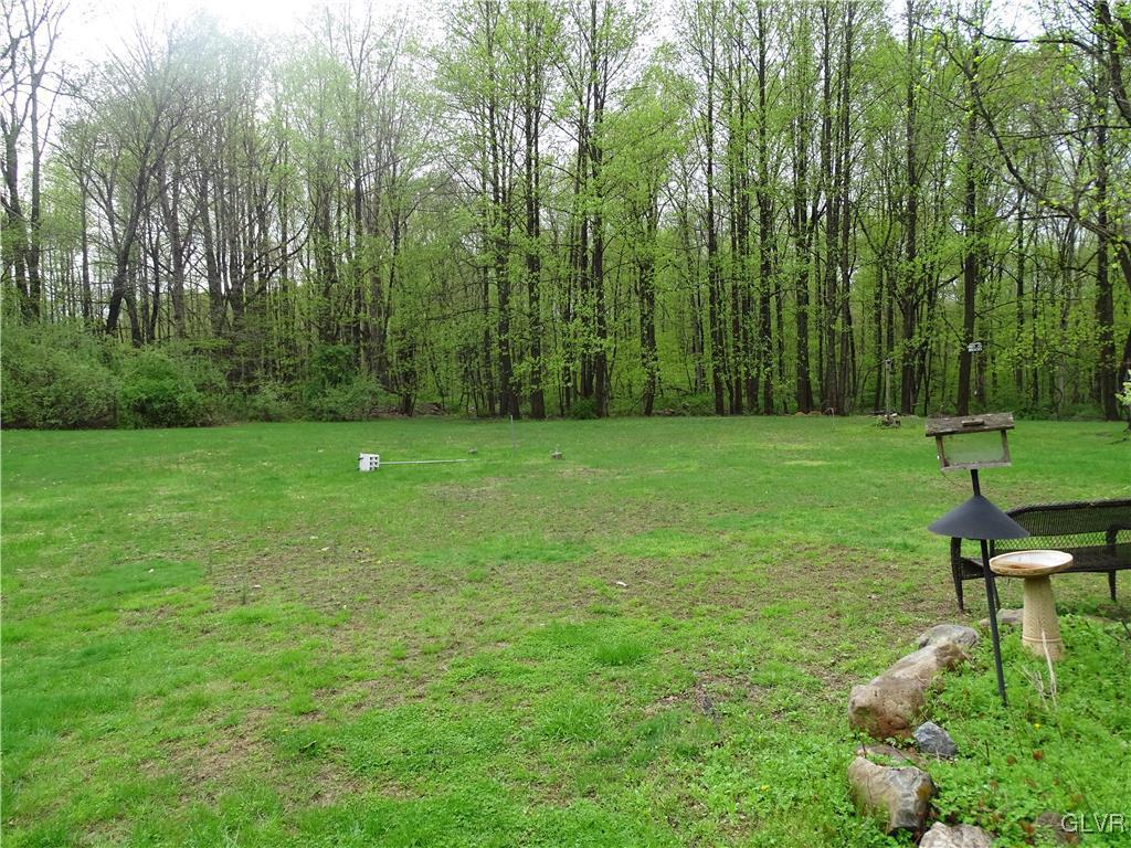 606 Heiden Road Bangor, PA 18013 - Photo 3 of 28 Gallery Image 3