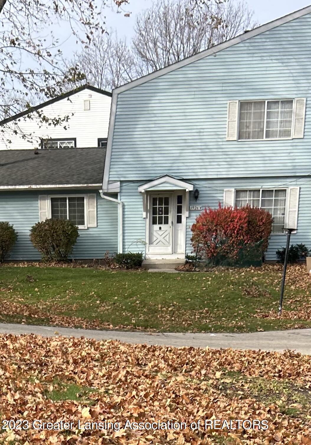 3926 Hunters Ridge Drive, Unit 4 Lansing, MI 48911 - Photo 2 of 19 Front view