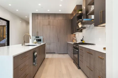 $1,475,000 | 207 Morningside Drive, Roanoke, TX 76262