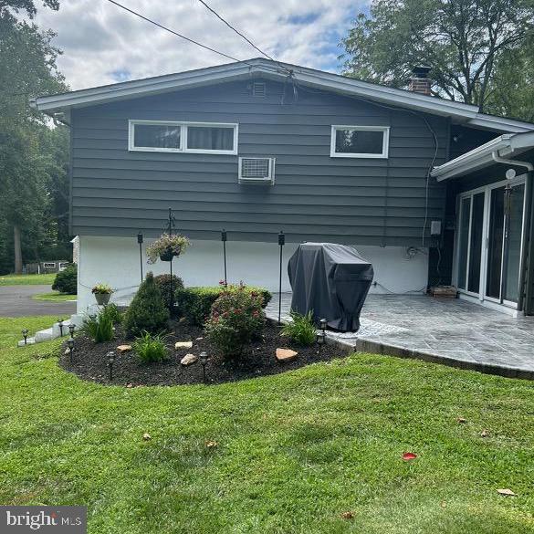 4401 Yates Road Bensalem, PA 19020 - Photo 35 of 37 View of Back Patio