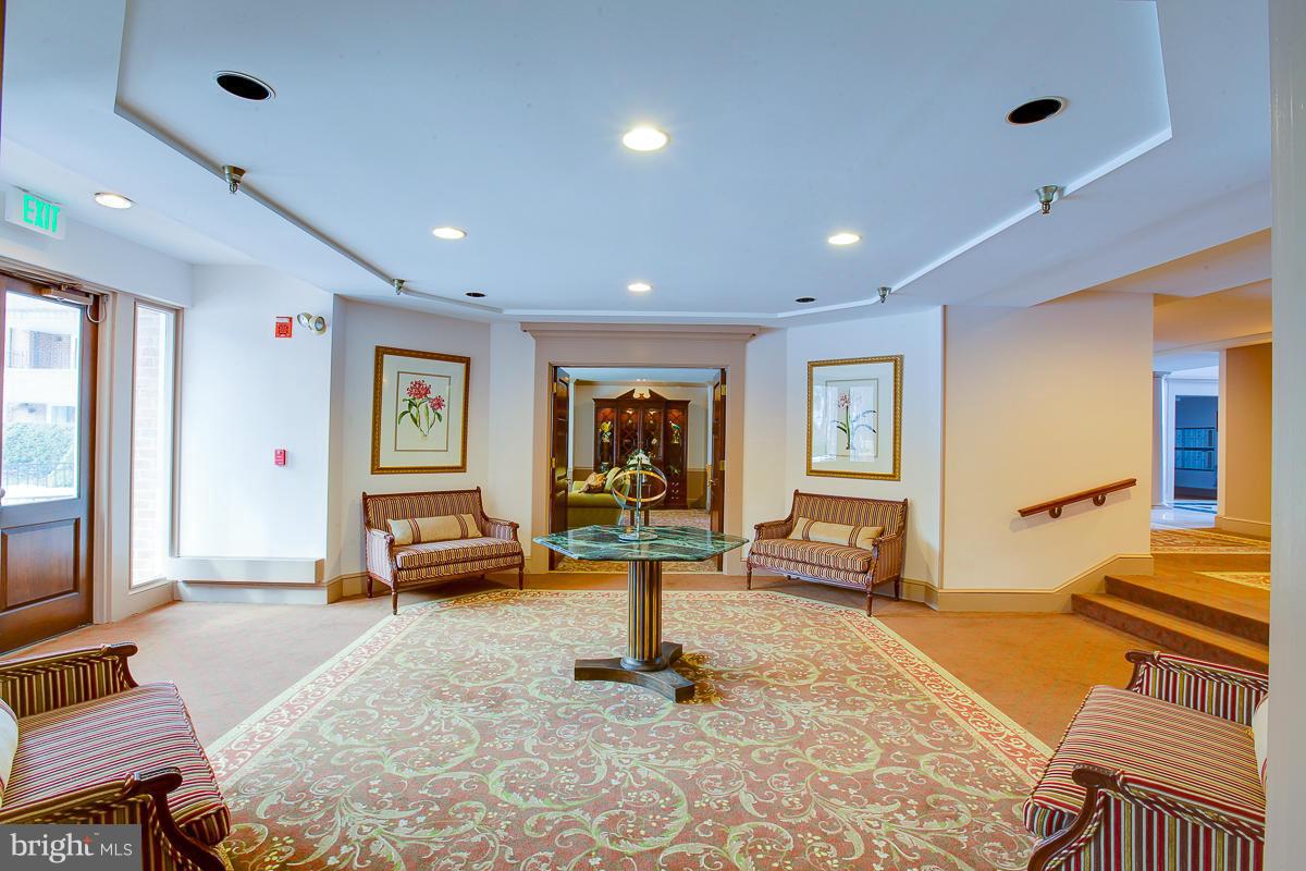 2331 Old Court Road, Unit 400 Baltimore, MD 21208 - Photo 20 of 27 a living room with furniture