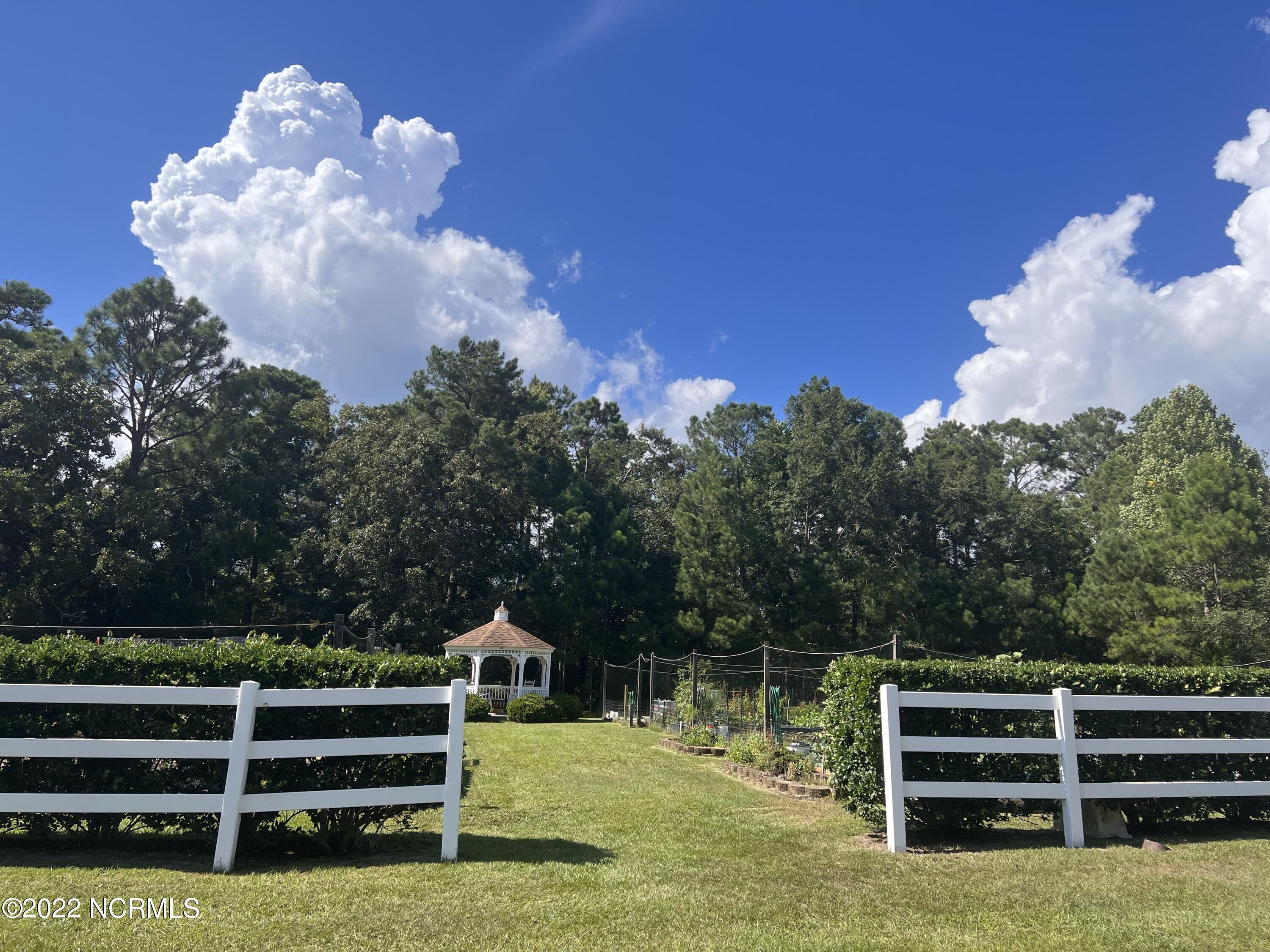 403 Cypress Ridge Drive Southeast Bolivia, NC 28422 - Photo 5 of 11 Communiity Garden