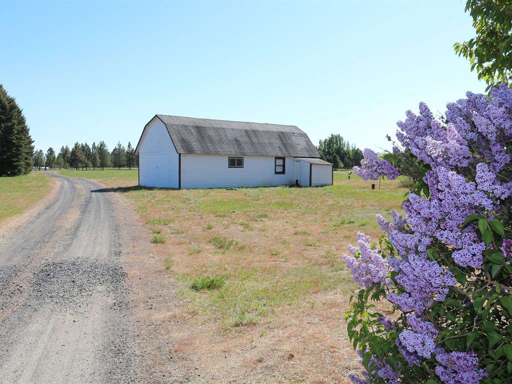 1120 West Taylor Road Spokane, WA 99224 - Photo 2 of 20