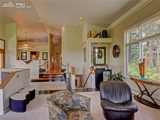 8358 Bannock Road Larkspur, CO 80118 - Photo 11 of 35 Gallery Image 11