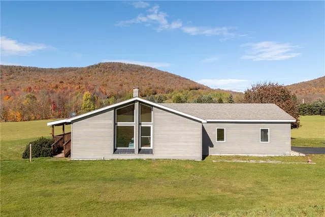 $539,000 | 1601 Narrow Notch Road, Stamford, NY 13788