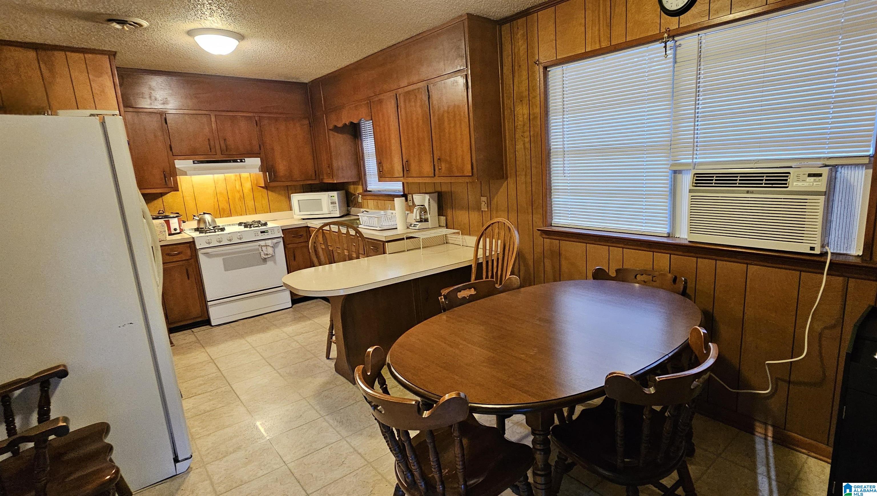 2701 Sweeney Hollow Road Birmingham, AL 35215 - Photo 5 of 11