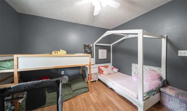 $295,000 | 24950 Majestic Lane, Lebanon, MO 65536